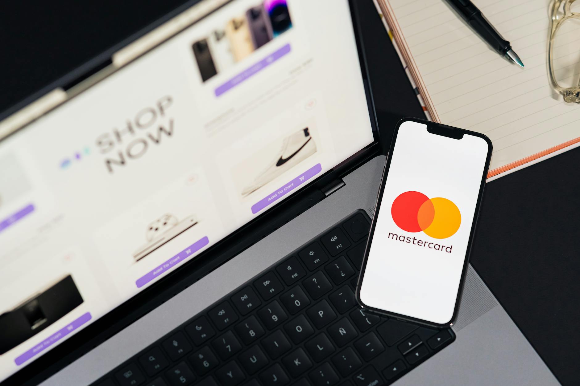 Smart Shopping: Using Your Digital Toolkit
