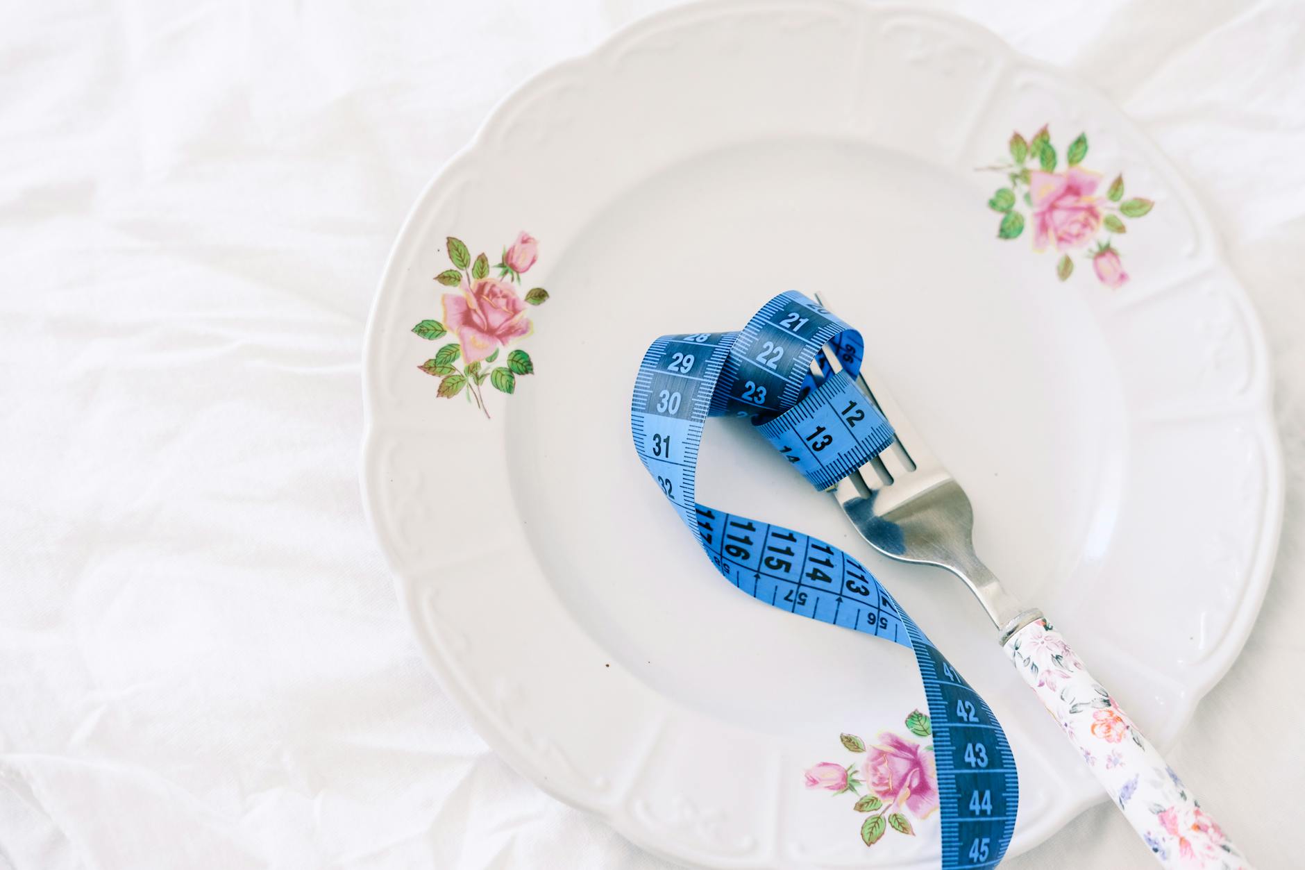 Embracing Portion Control and Mindful Eating